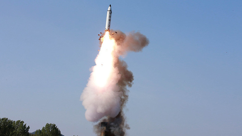 La Corée du Nord procède à un nouveau tir de missile balistique, Trump «va s'en occuper»