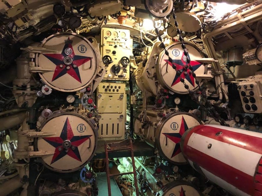 Mais pourquoi un sous-marin soviétique de la guerre froide a resurgi dans une rivière anglaise ?