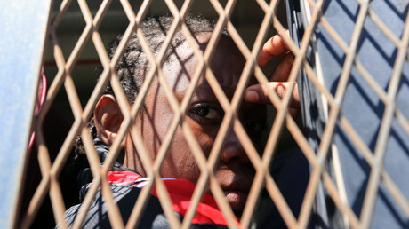 Centre libyen de rétention pour migrants africains en vue d'un rapatriement, illustration