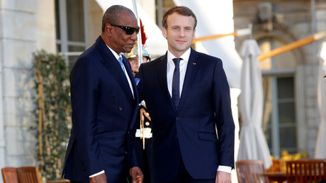 Le président français rencontrait le président guinéen, Alpha Condé le 27 novembre à L'Elysée