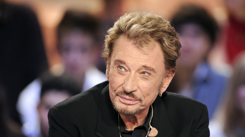 De Manuel Valls à Jean-Marie Le Pen, les hommages politiques à Johnny Hallyday inondent Twitter
