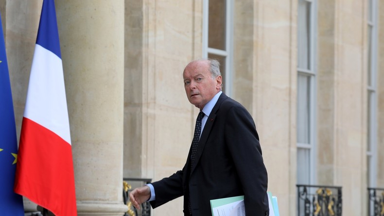 Le Défenseur des droits Jacques Toubon critique la politique migratoire de Gérard Collomb