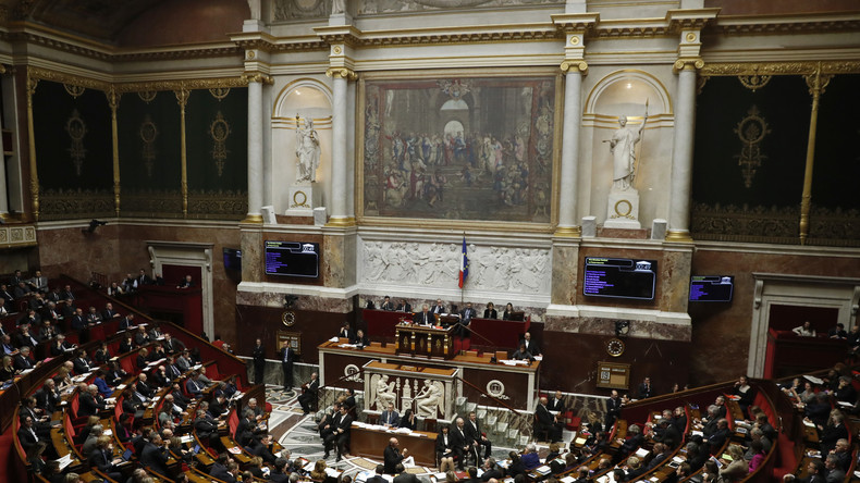 Très critiqué par l'opposition, le budget 2018 a été adopté par le Parlement