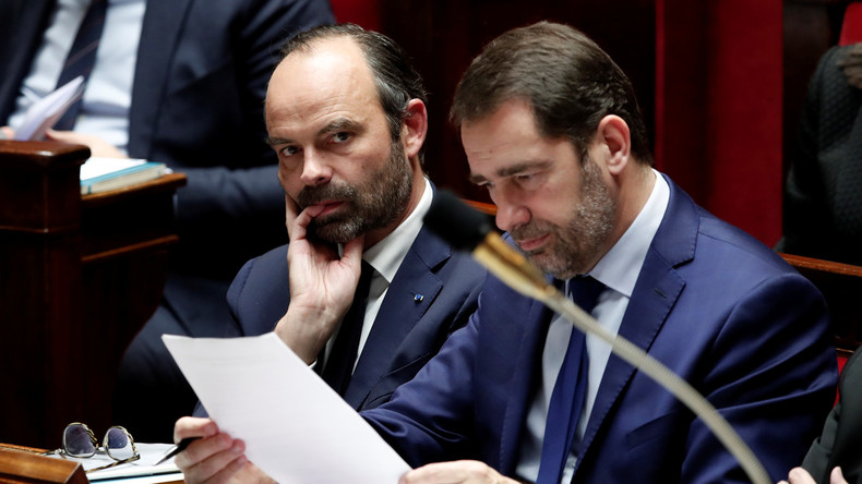 «Ça fait un peu Big Brother, mais c'est la règle» : les ministres sous surveillance pour les fêtes ?
