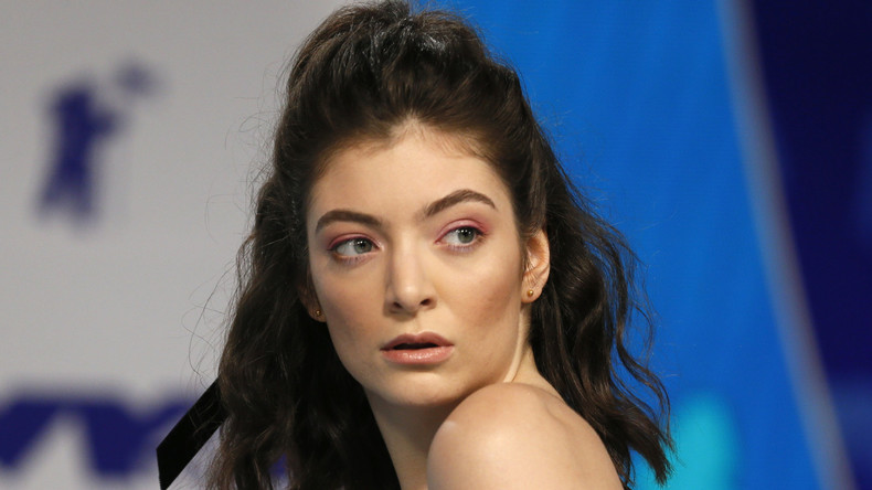 Influencée par des messages appelant au boycott, la chanteuse Lorde annule son concert en Israël