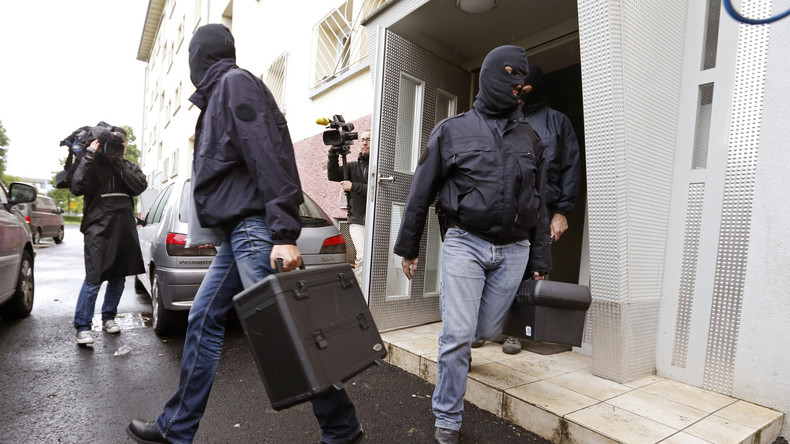Arrestation de deux islamistes proches de Daesh qui projetaient de passer à l'attaque en France