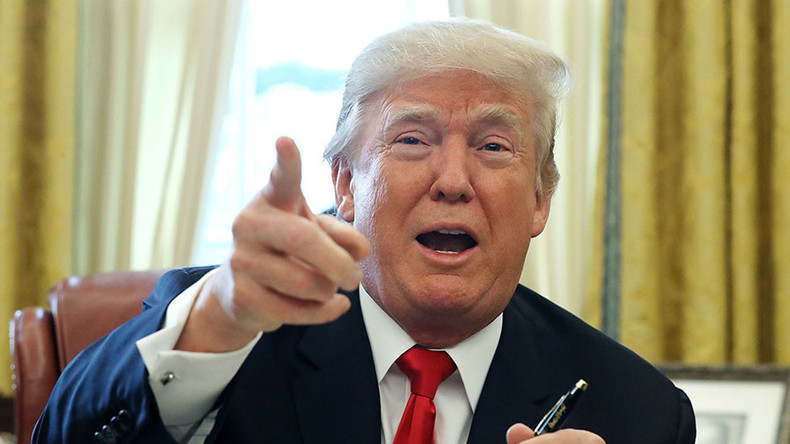 «La mienne est plus grosse» : Trump menace Kim Jong-Un de comparer son arme nucléaire à la sienne