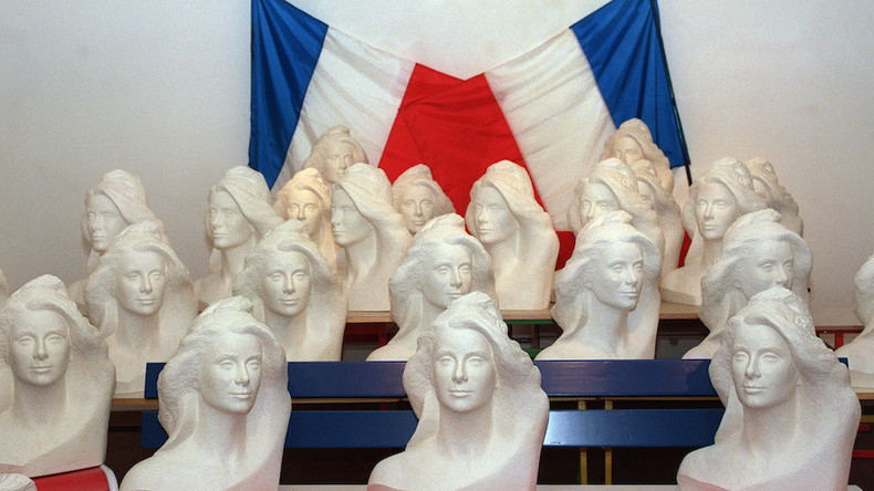 #BalanceTonPorc : Catherine Deneuve et un collectif de femmes provoquent l'ire de féministes