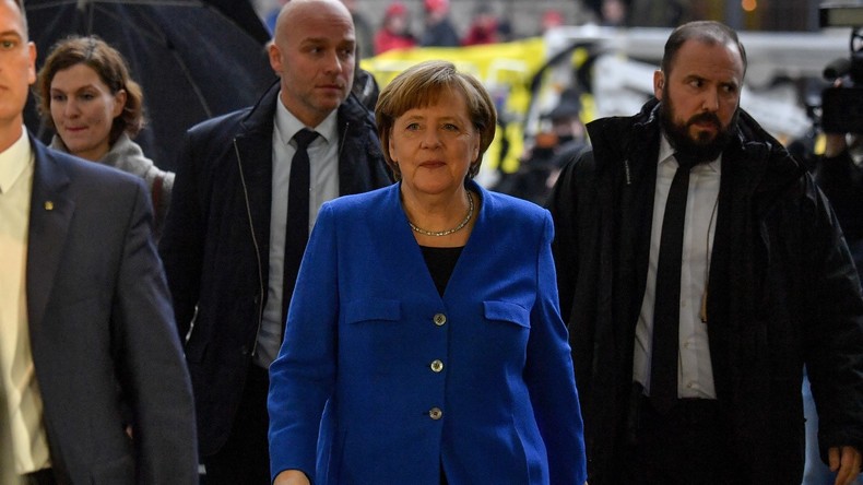 Allemagne : un accord gouvernemental enfin trouvé entre Angela Merkel et les socio-démocrates