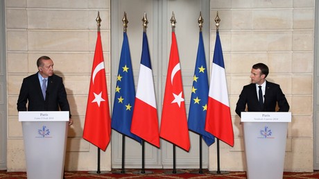 Les présidents turc et français, à Paris le 5 janvier 2018
