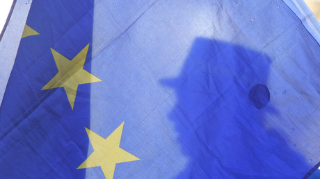 Consonances kagébétistes et retour de James Bond : l'UE tacle la «propagande» russe