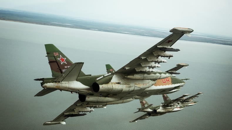 Syrie : la Russie annonce avoir tué au moins 30 terroristes, dans la zone où son avion a été abattu