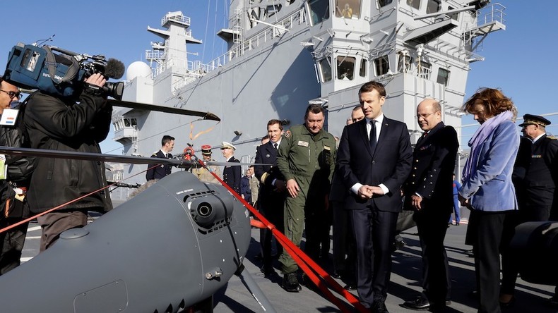 Service national universel : un rapport parlementaire épingle le projet de Macron, jugé trop coûteux