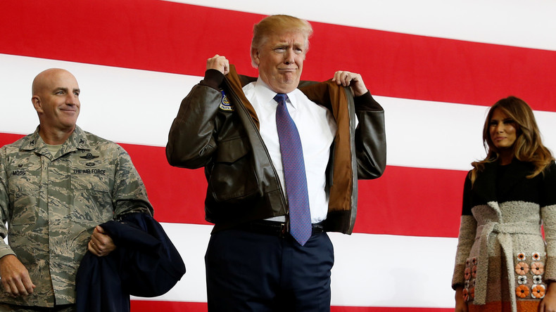 Impressionné par le 14 juillet à Paris, Trump annonce un défilé militaire pour le 4 juillet