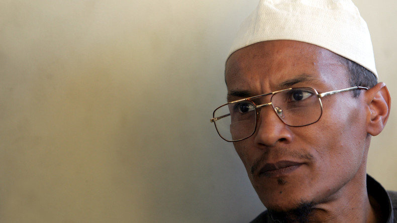 Algérie : le fils d’un célèbre ex-leader islamiste emprisonné pour conduite en état d’ébriété