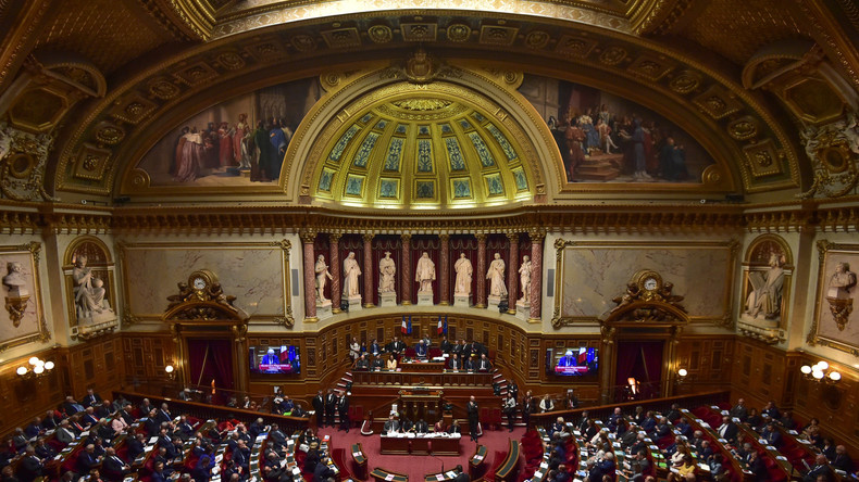 Retraites agricoles : les sénateurs s'indignent contre le coup de force du gouvernement