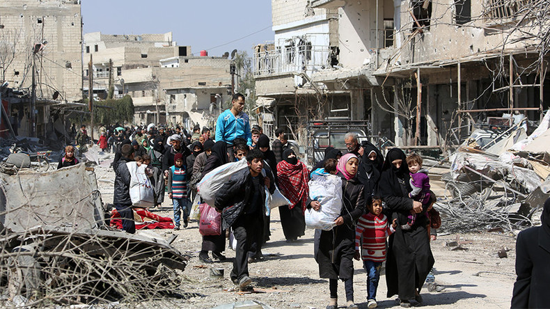 Syrie : plus de 20 000 civils ont fui la Ghouta par le couloir humanitaire ce 18 mars (VIDEO)