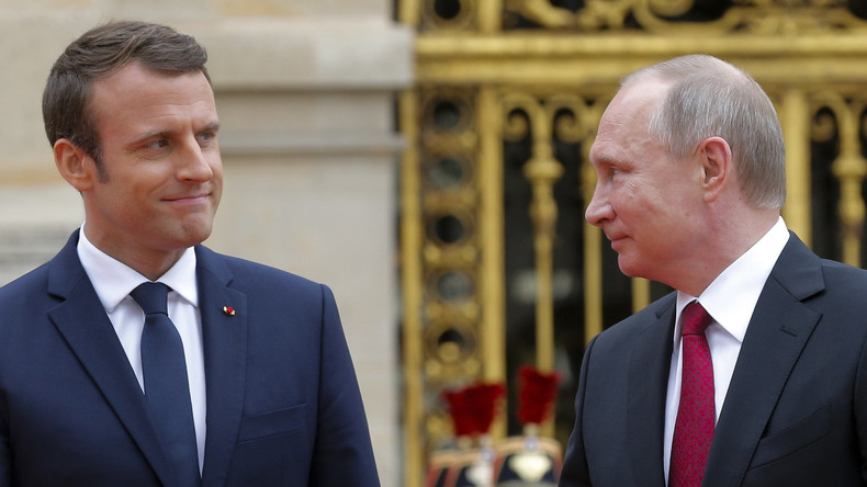 Le Kremlin loue l'attitude «constructive» de Paris qui maintient la visite de Macron en Russie