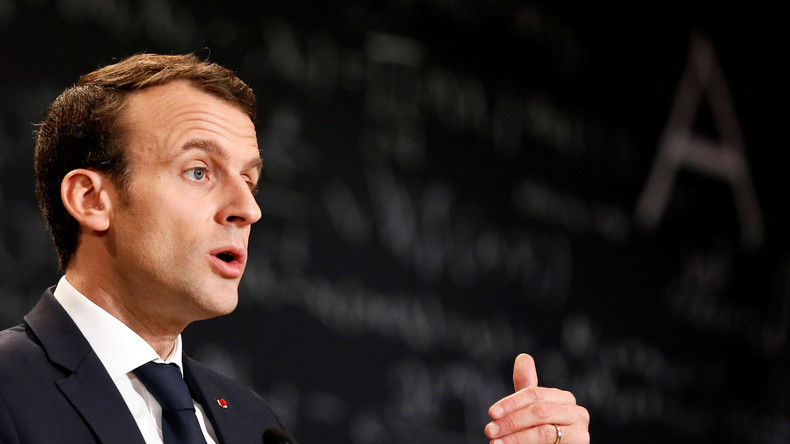 Selon des responsables kurdes, Emmanuel Macron a promis d'envoyer des troupes à Manbij en Syrie
