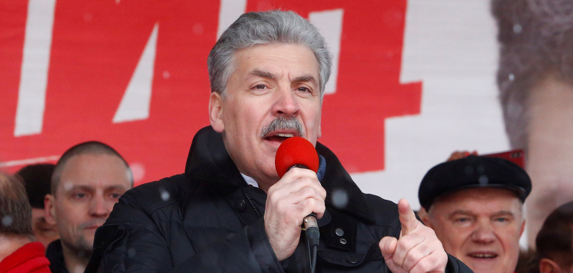 Présidentielle russe : qui sont les candidats qui se présentent face à Poutine ?