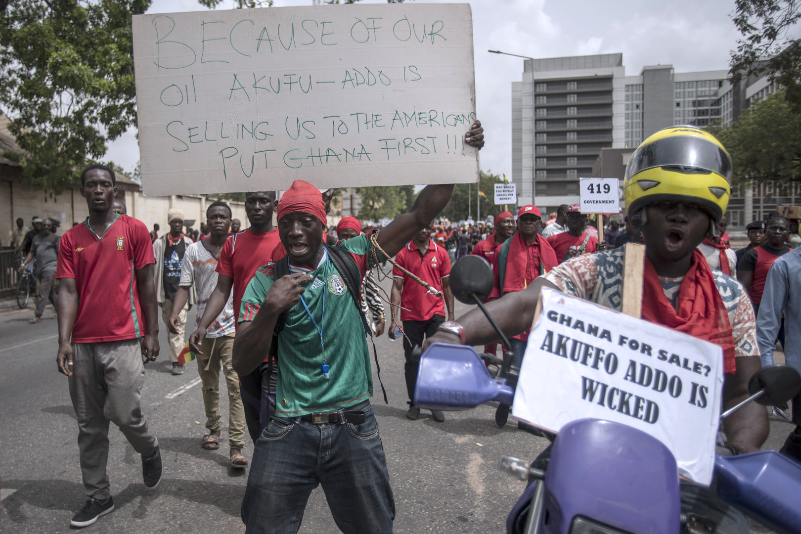 Des centaines de Ghanéens manifestent contre un accord de défense avec les Etats-Unis (PHOTOS)