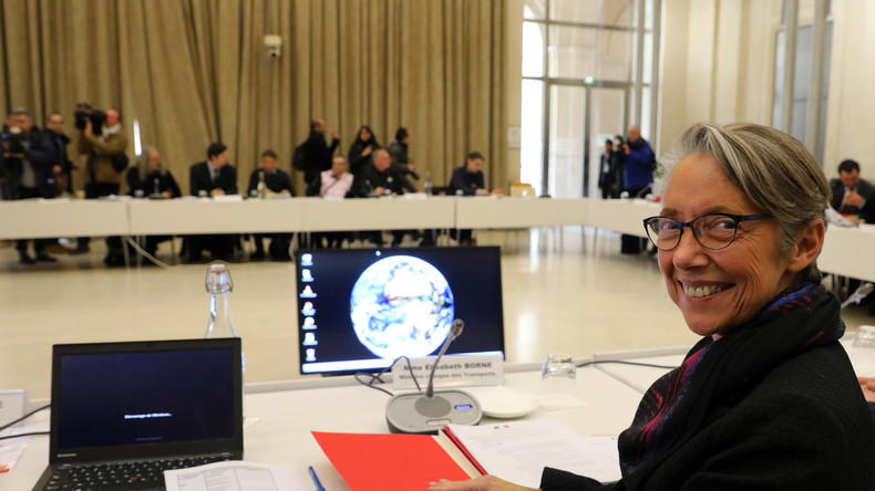 Excédés par l'attitude du gouvernement, les cheminots envisagent de durcir le mouvement