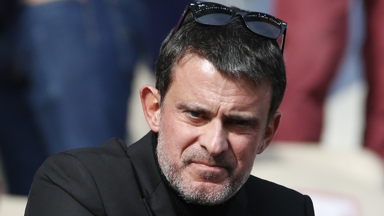 Manuel Valls se dit «très choqué» par les critiques sur les frappes occidentales en Syrie
