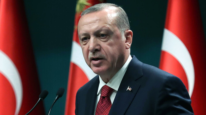 Turquie : Recep Tayyip Erdogan convoque des élections anticipées et brigue un nouveau mandat