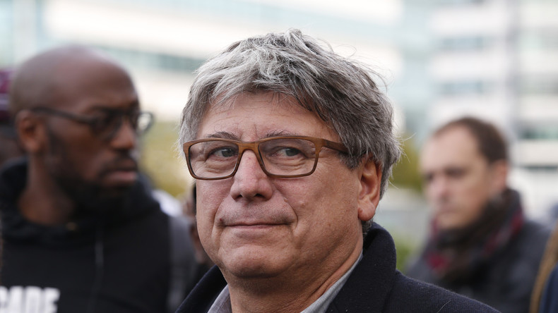 Eric Coquerel entarté par l'Action française
