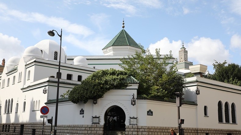 Une trentaine d’imams appellent à combattre le terrorisme et l’antisémitisme en France
