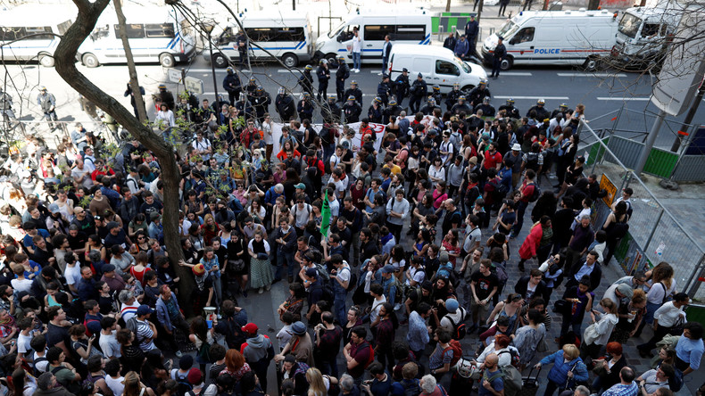 Etudiant gravement blessé durant l'évacuation de Tolbiac : la rumeur était fausse