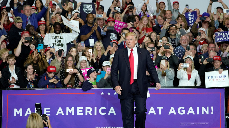 Trump snobe le dîner des correspondants de la Maison Blanche, ces «gauchistes des fake news»