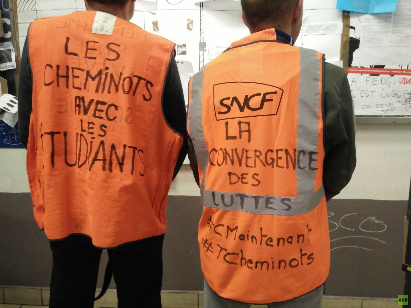 Menacés d'expulsion, les occupants de Tolbiac veulent «résister jusqu'au bout» (REPORTAGE)