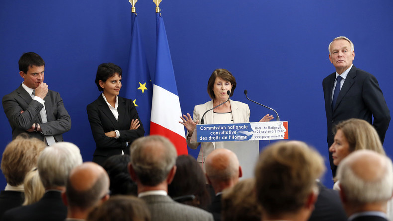 Pour la CNCDH, la loi sur le secret des affaires «porte atteinte à la liberté d’information»