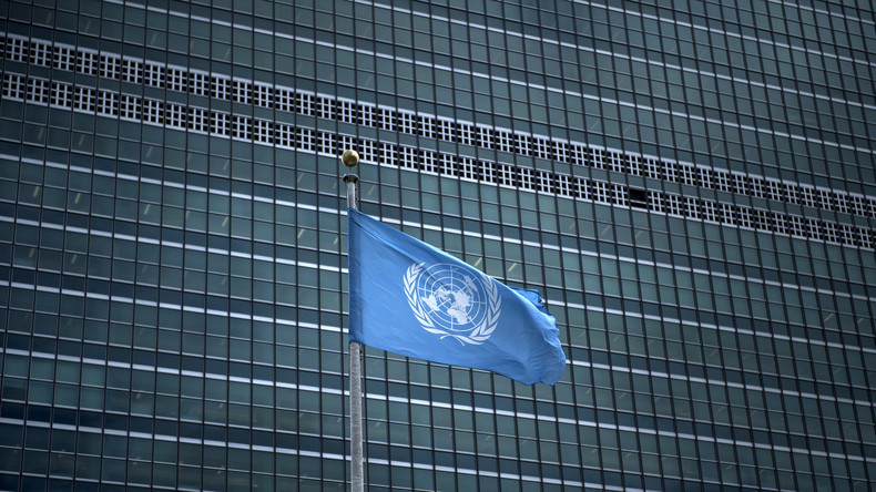 Un diplomate russe menacé par des Ukrainiens en tenue militaire dans l'enceinte de l'ONU à New York