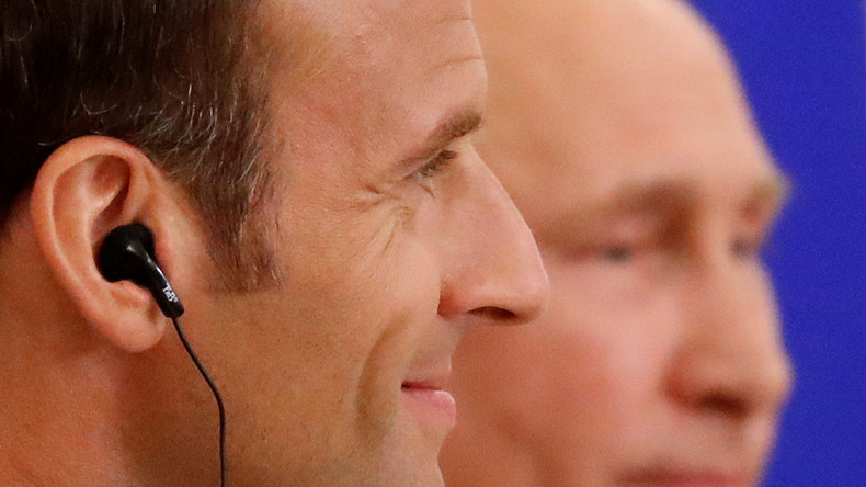 «Emmanuel, il ne faut pas avoir peur» - «Vladimir, je n'ai pas peur» (VIDEO)