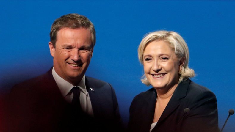 Marine Le Pen invite Nicolas Dupont-Aignan à la rejoindre pour les élections européennes