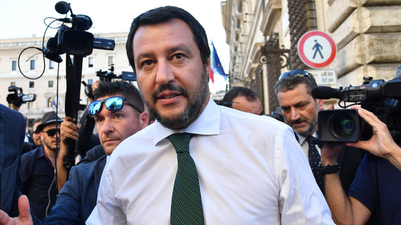 La droite française applaudit Matteo Salvini pour son refus d'accueillir des migrants 5b1ee752488c7b9f338b4567