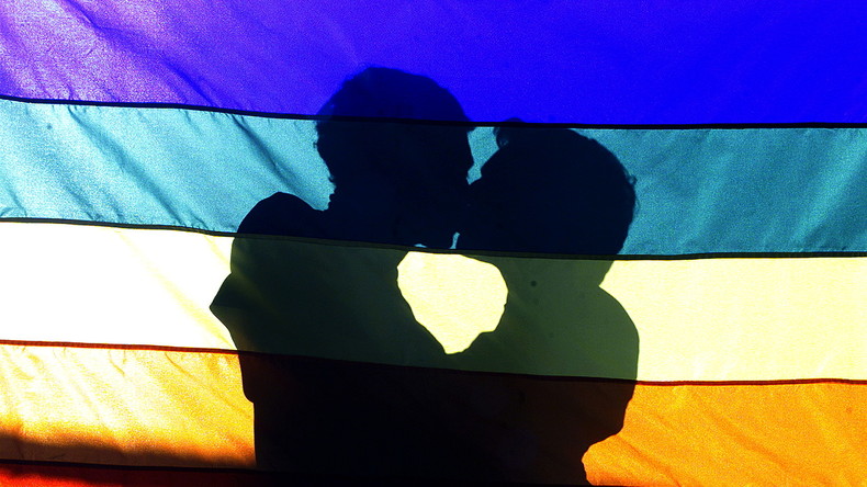 «LGBT hors de France» : des tags homophobes dans le Marais en amont de la marche des fiertés à Paris