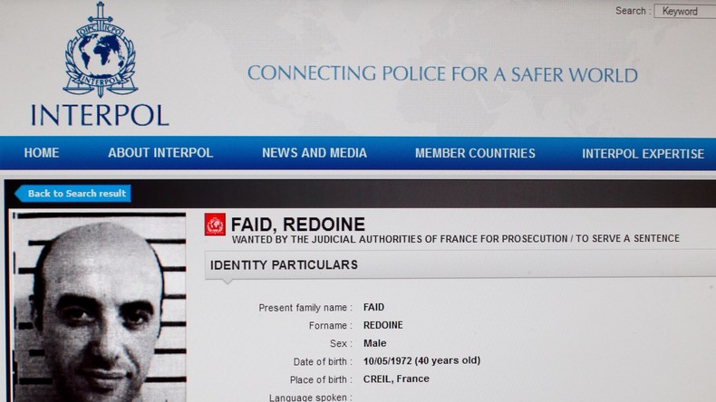 Le braqueur Redoine Faïd s'évade en hélicoptère d'une prison de Seine-et-Marne 5b38ba69488c7bdc298b4567