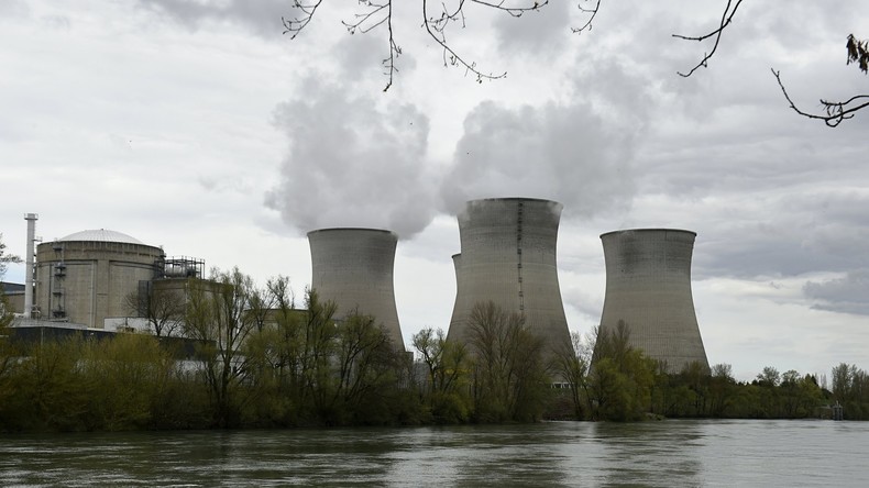 Greenpeace envoie un drone «Superman» contre la centrale nucléaire du Bugey (VIDEO)