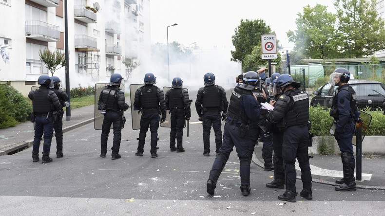 Nantes : les tensions se poursuivent après les émeutes (PHOTOS)