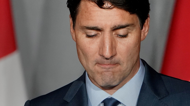 Une journaliste accusant Justin Trudeau de l'avoir «pelotée» sort de son silence