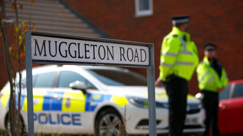 La femme contaminée par un agent innervant à Amesbury est décédée, selon la police britannique