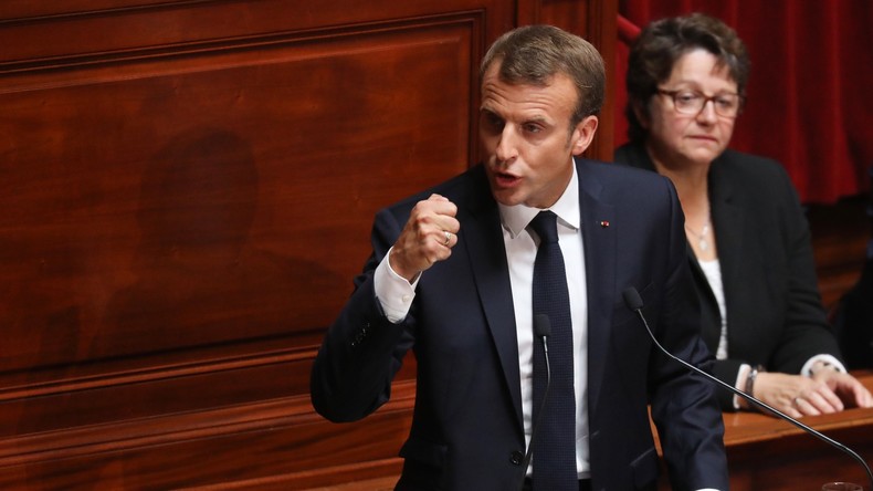 Congrès de Versailles : Emmanuel Macron entend «construire l'Etat-providence du XXIe siècle»