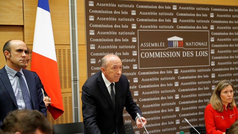 Langue de bois ? L'audition de Collomb sur Benalla met Twitter en émoi