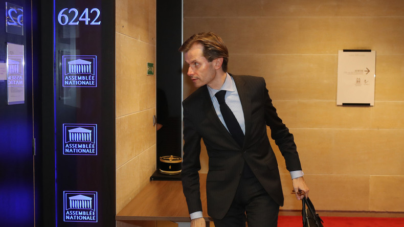 Le co-rapporteur de la commission d'enquête dénonce «une majorité aux ordres de l'Elysée»