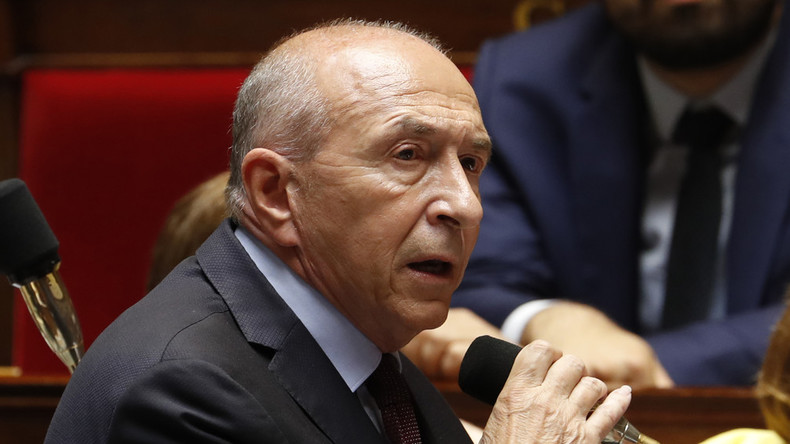 Loi asile et immigration : ce retour de Collomb dans l'Hémicycle qui exaspère des députés (VIDEOS)