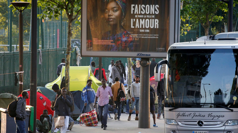 «Les effets du crack vous connaissez ?» : à Paris, une association pro-migrants suspend son aide