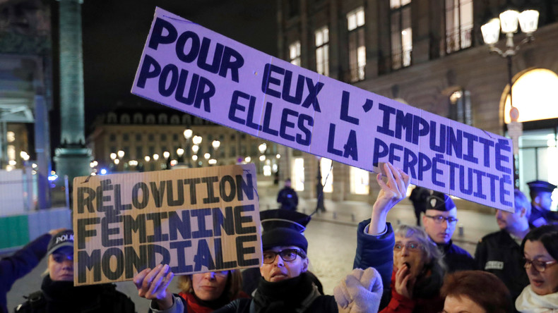 Abandon de l'âge minimal du consentement sexuel : les associations en colère